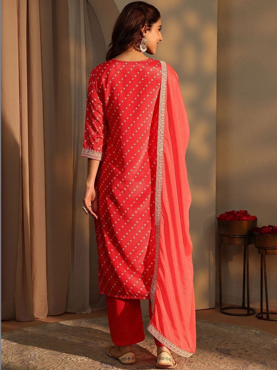 Libas Women Ethnic Motifs Printed Regular Thread Work Kurta with Trousers & With Dupatta thumbnail 2