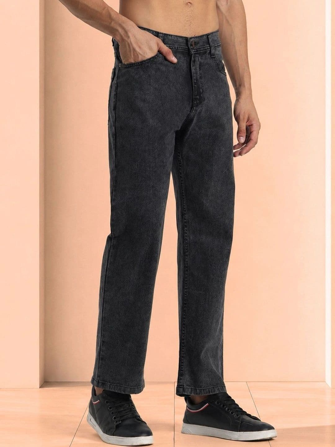 SYNZO Men Comfort Relaxed Fit Mid-Rise Jeans thumbnail 4