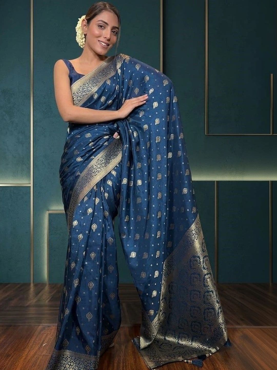 Okom Woven Design Zari Art Silk Banarasi Saree - view 1