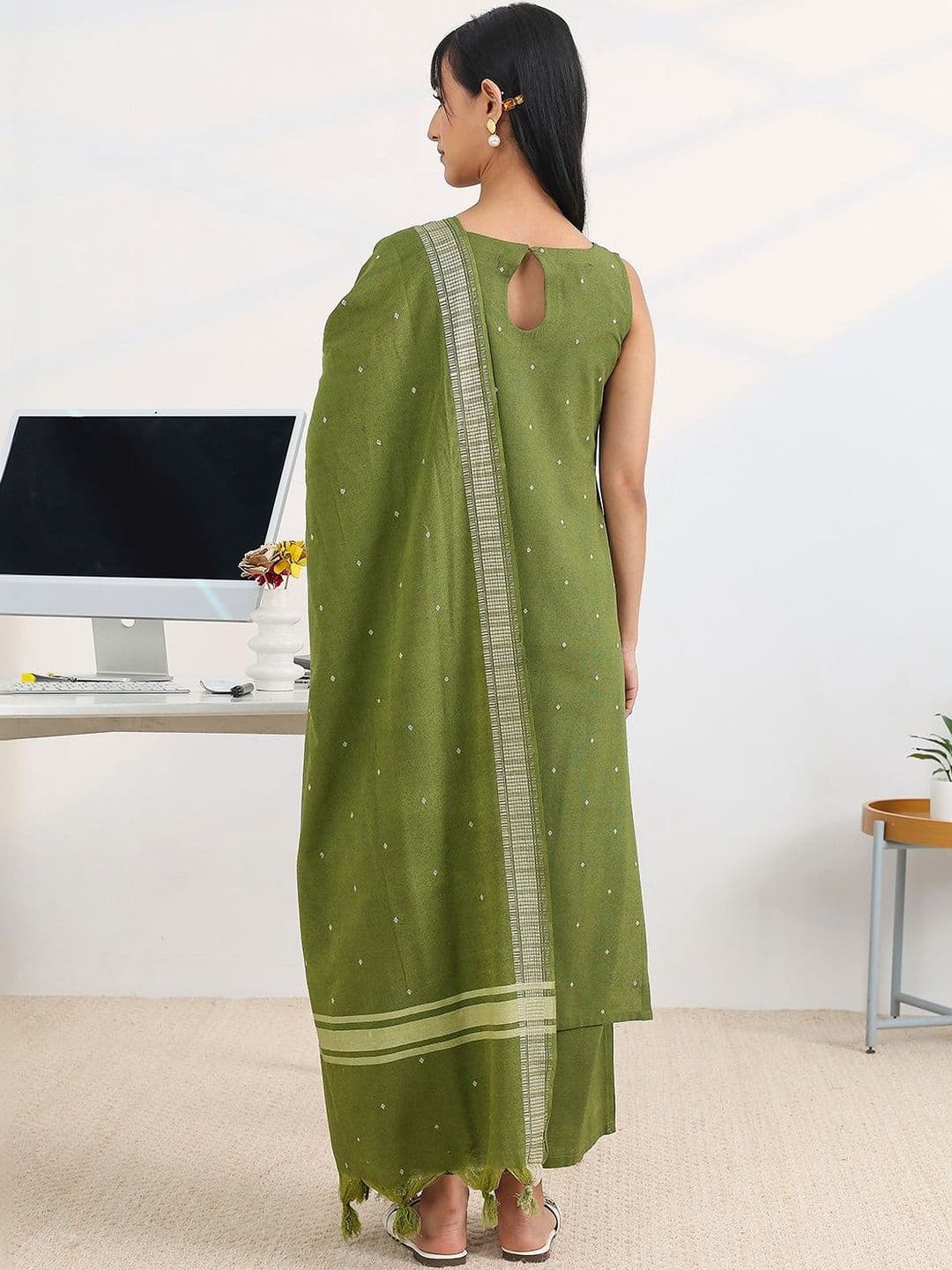 Gerua By Libas Ethnic Motifs Printed V Neck Sleeveless Kurta With Palazzos & Dupatta thumbnail 2