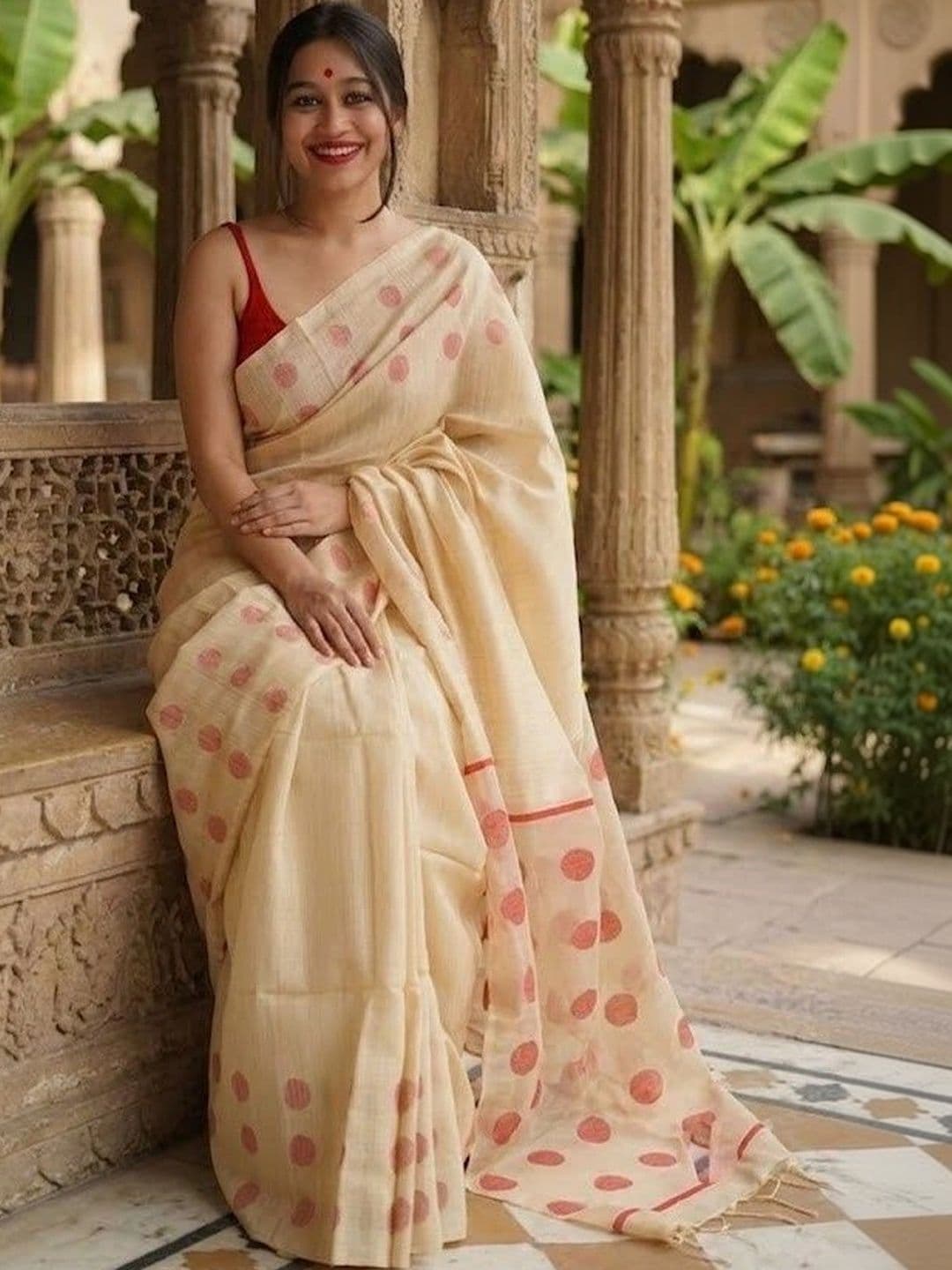 AmiFashion Woven Design Zari Art Silk Banarasi Saree thumbnail 2