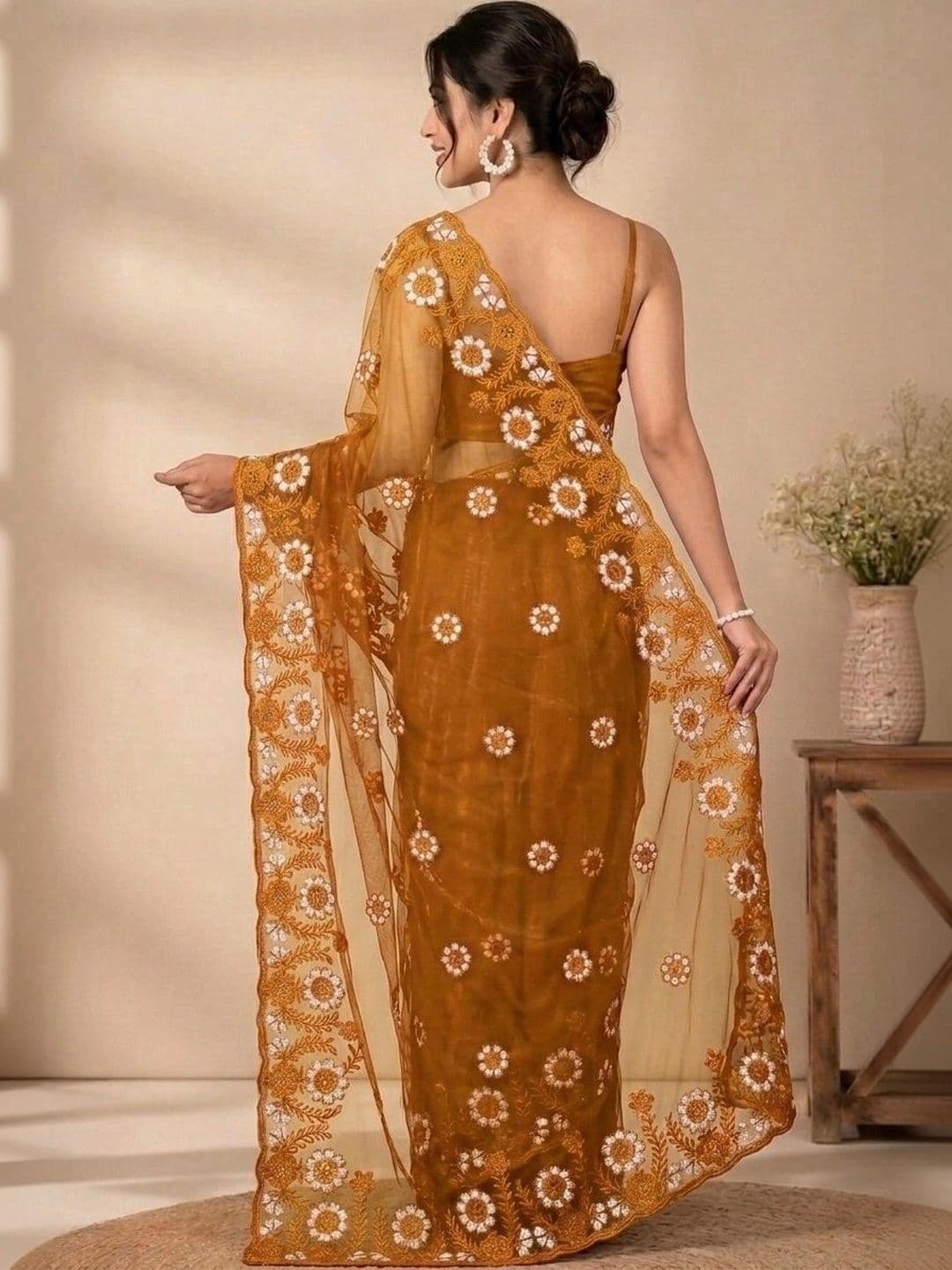 akhodalkrp Floral Embroidered Net Saree thumbnail 2