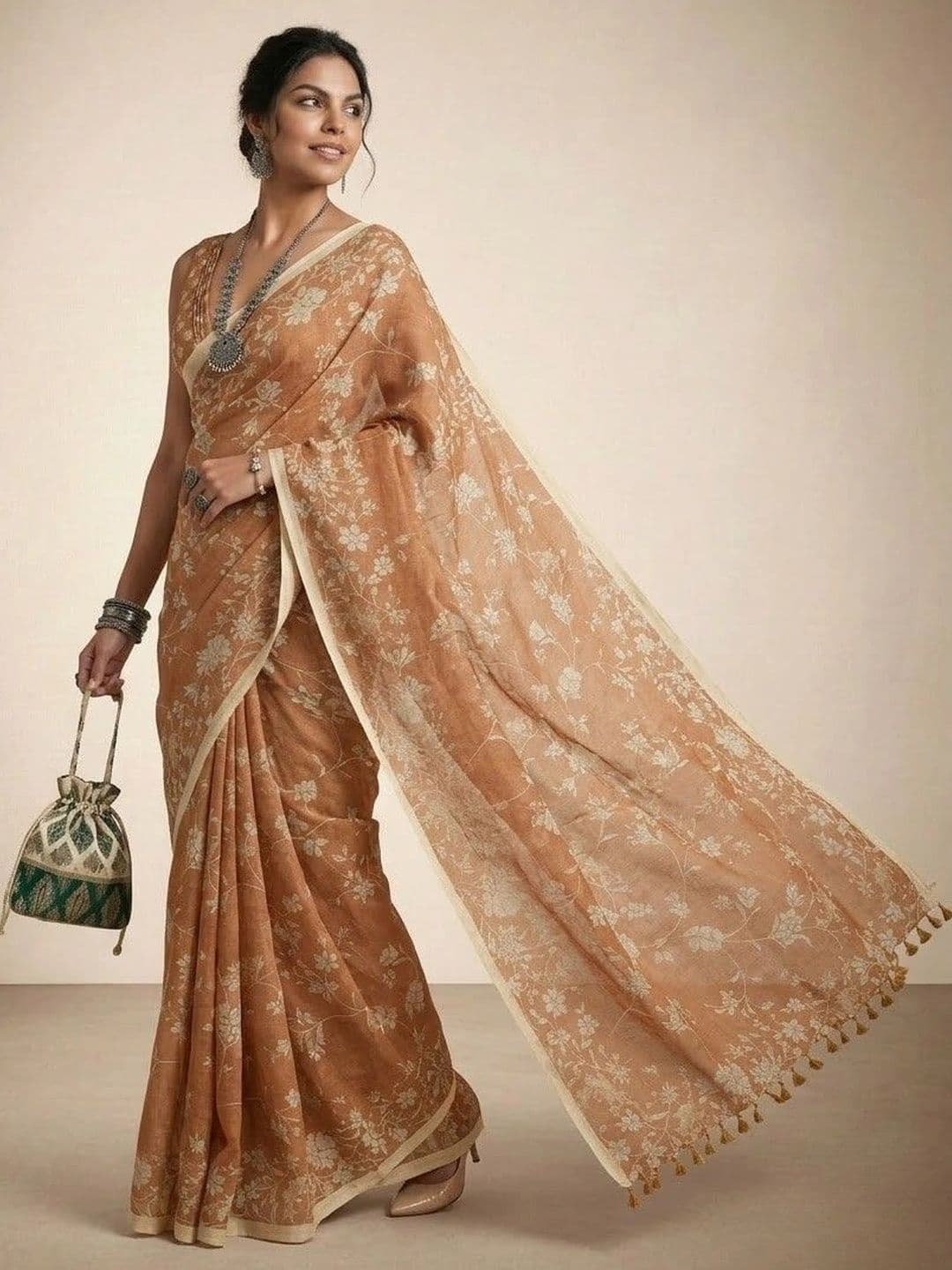 Anouk Floral Silk Blend Saree thumbnail 2