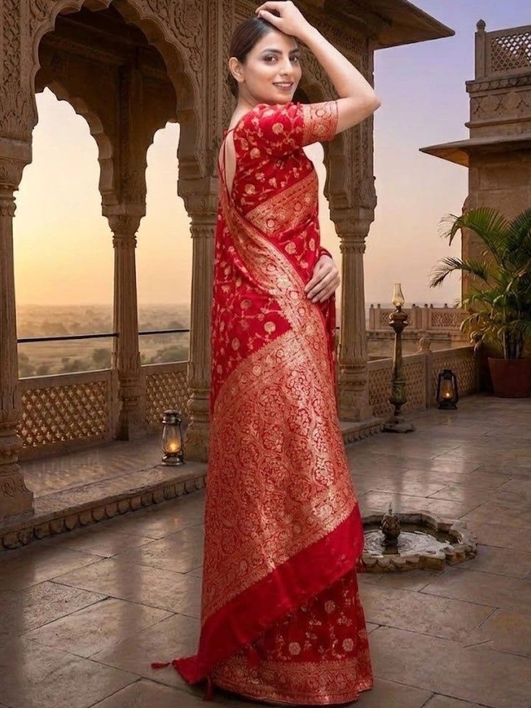 AAVEE Woven Design Zari Art Silk Banarasi Saree thumbnail 3