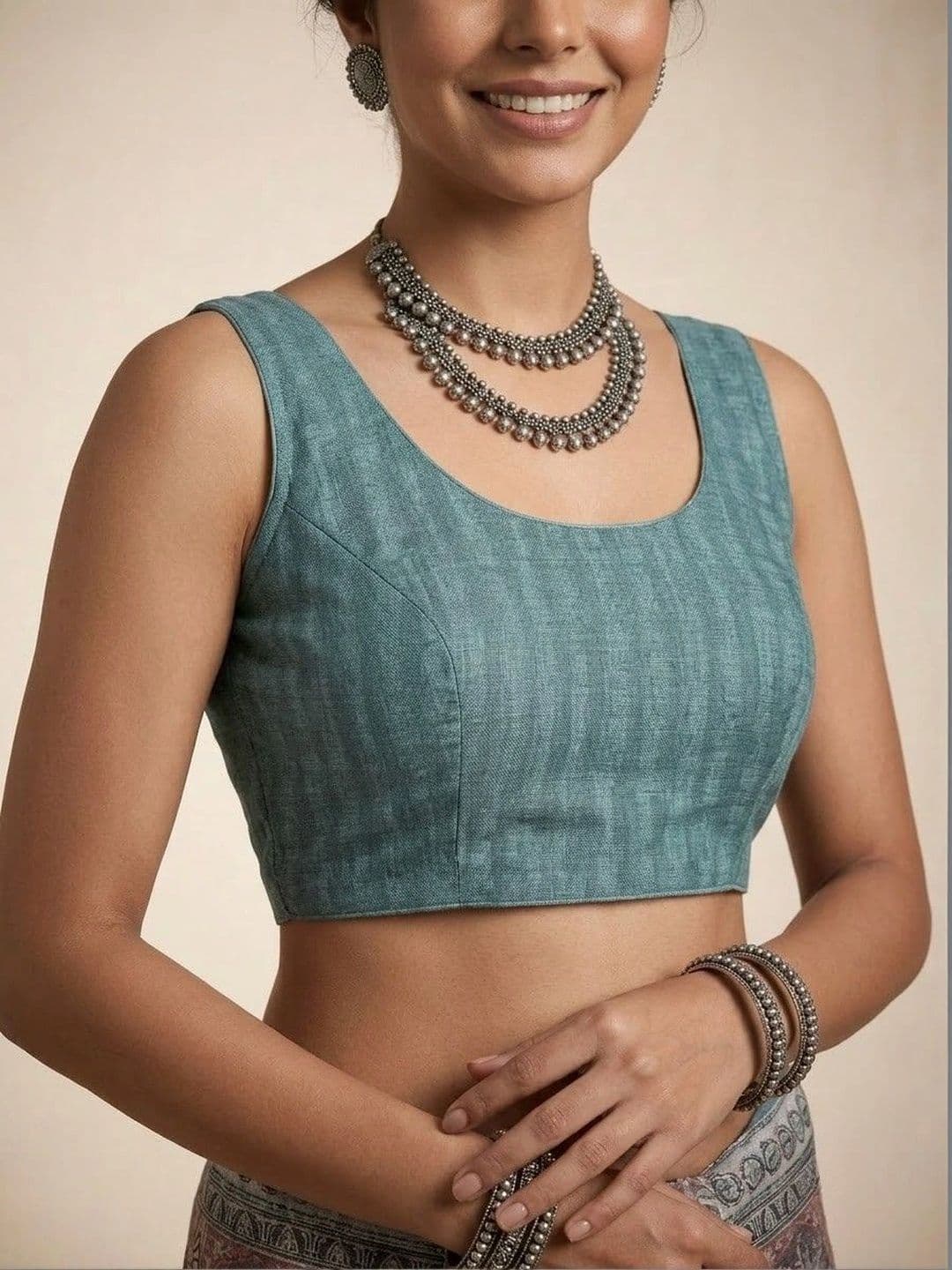 Anouk Pure Linen Ikat Saree thumbnail 7