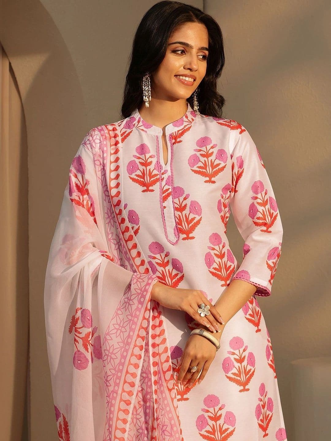 Libas Women Floral Printed Regular Kurta with Trousers & With Dupatta thumbnail 3