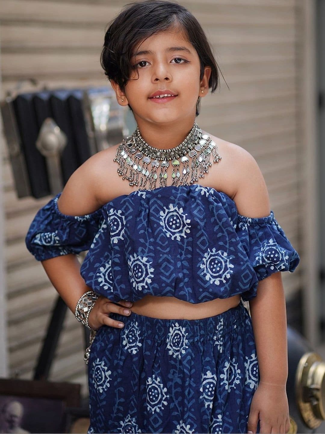 Laad Girls Printed Block Print Ready to Wear Lehenga & thumbnail 6