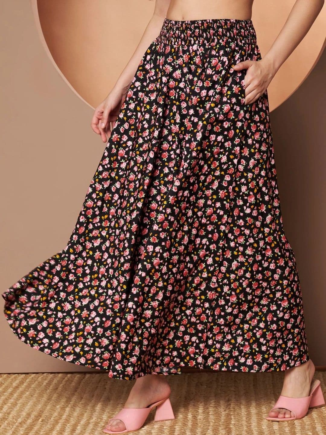 CORSICA Women Floral Printed Palazzos thumbnail 2