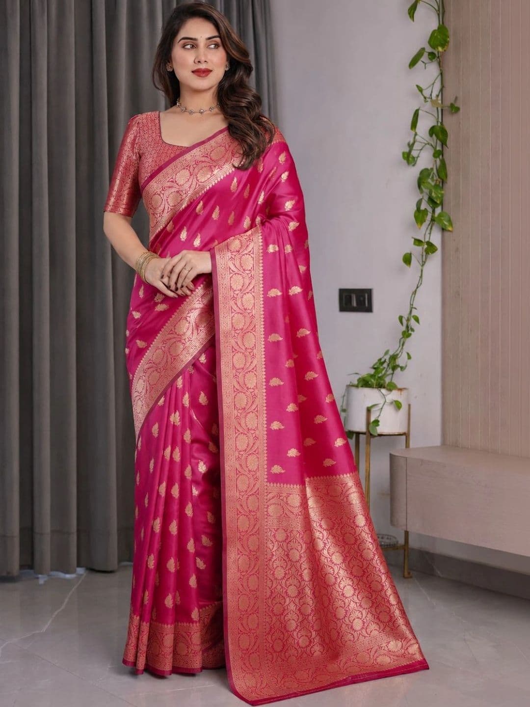 IKSHARA Zari Art Silk Banarasi Saree thumbnail 3