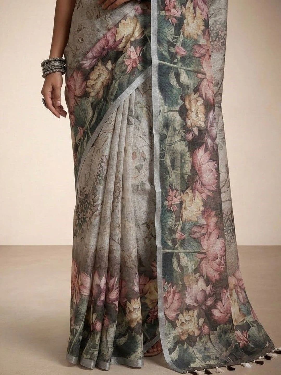 Anouk Floral Linen Blend Saree thumbnail 6