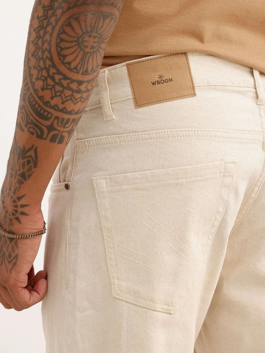 WROGN Men Straight Fit Mid-Rise Stretchable Jeans thumbnail 4