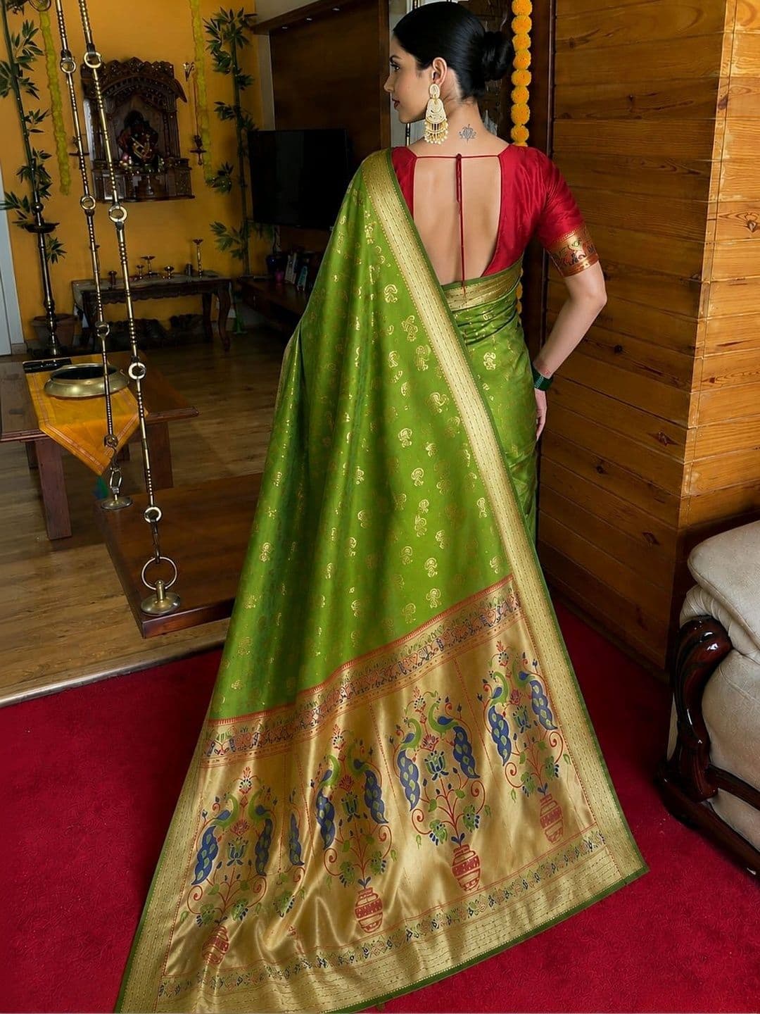 Veera Collection Woven Design Zari Art Silk Designer Banarasi Saree thumbnail 2