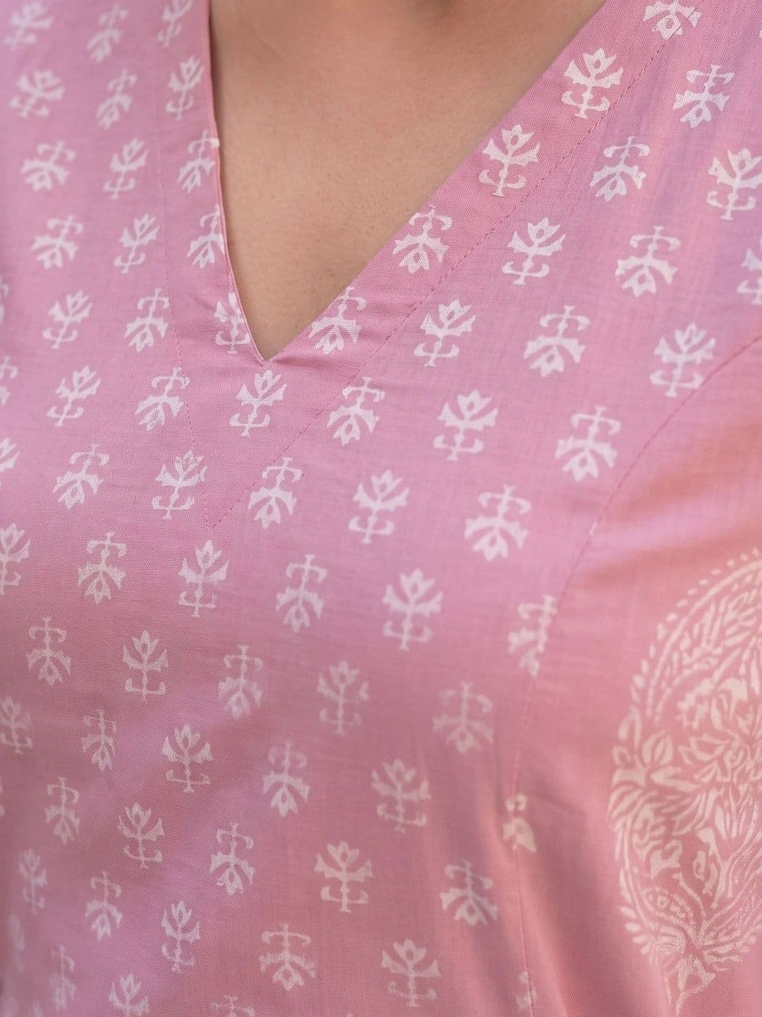 KALINI Women Ethnic Motifs Printed Regular Pure Cotton Kurta with Palazzos thumbnail 2