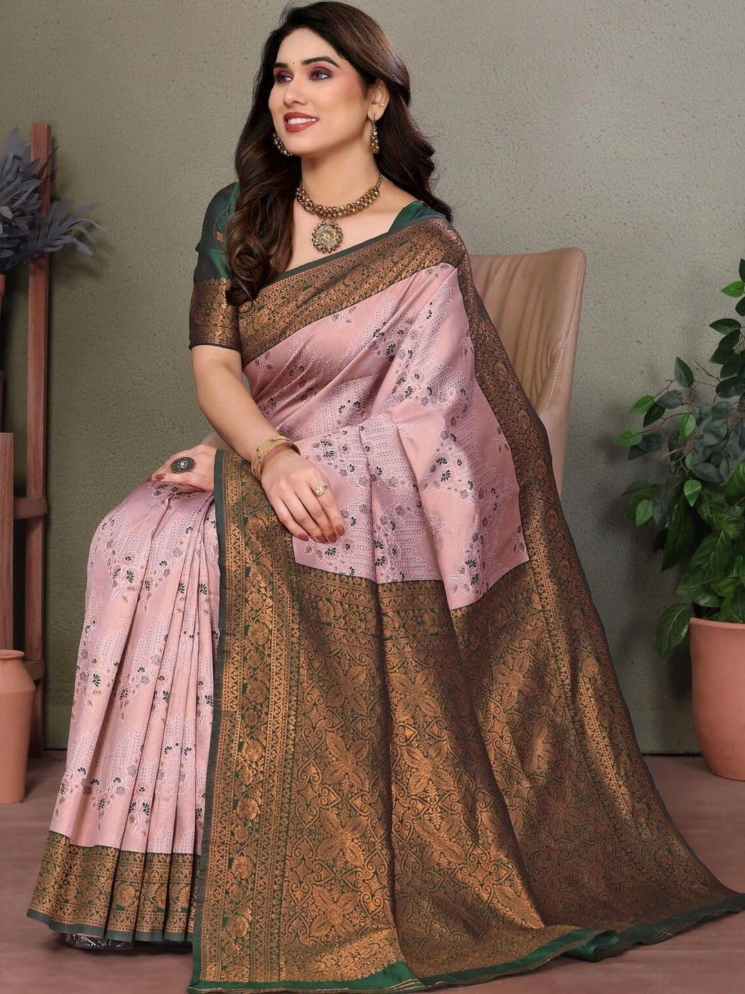 VS MALL Woven Design Zari Banarasi Saree thumbnail 6