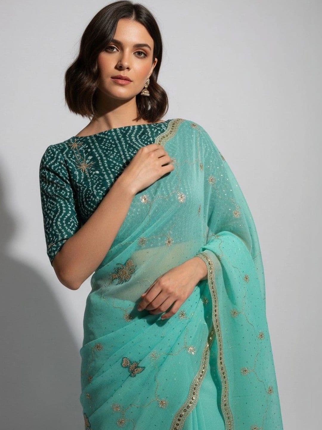 SmileyFashion Embellished Embroidered Poly Georgette Saree thumbnail 5