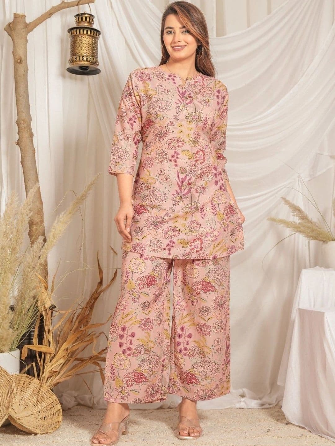 CNS FASHIONS Women Floral Printed Regular Pure Cotton Kurta with Palazzos thumbnail 6