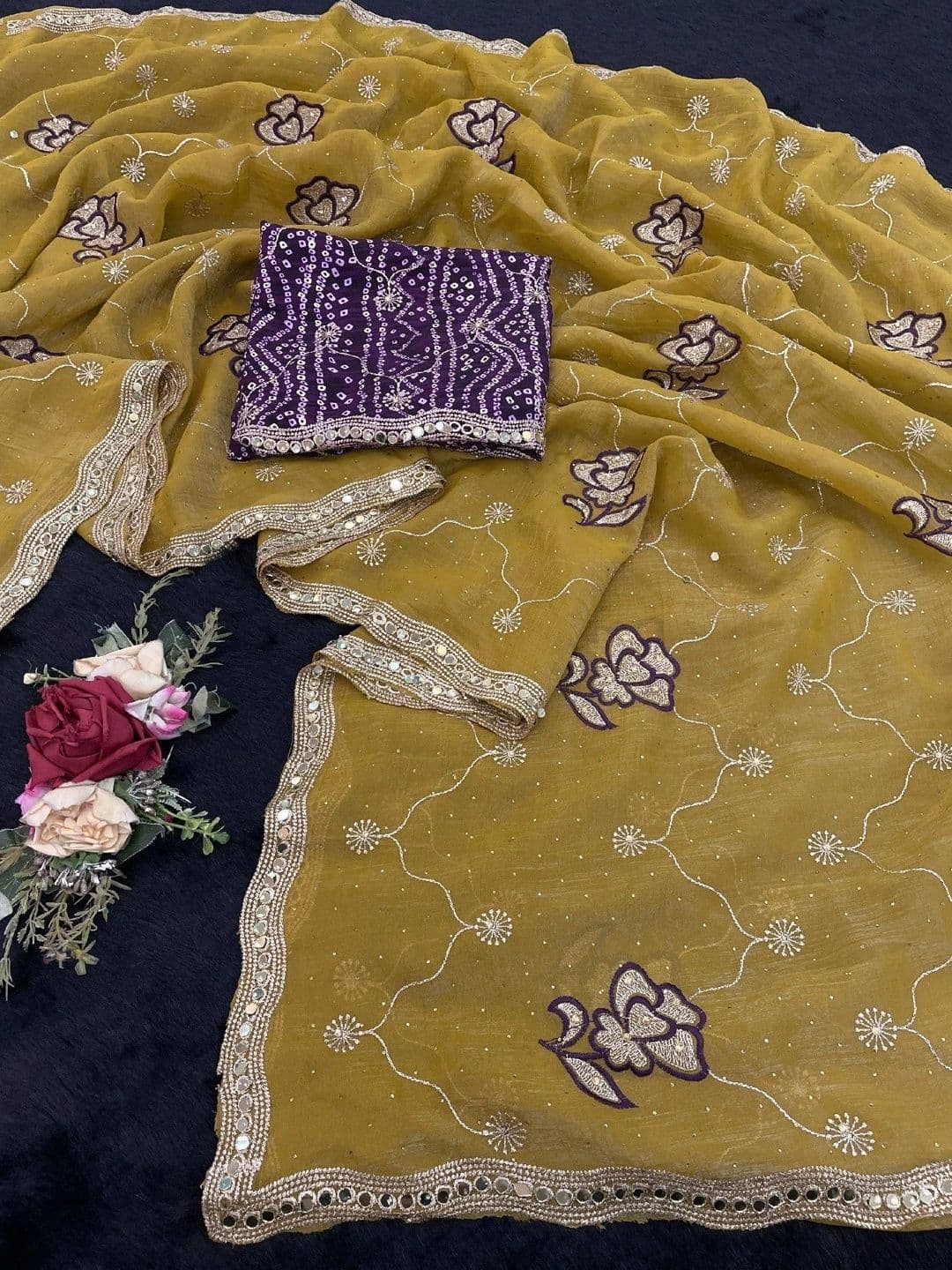 SmileyFashion Floral Embroidered Poly Georgette Saree thumbnail 6