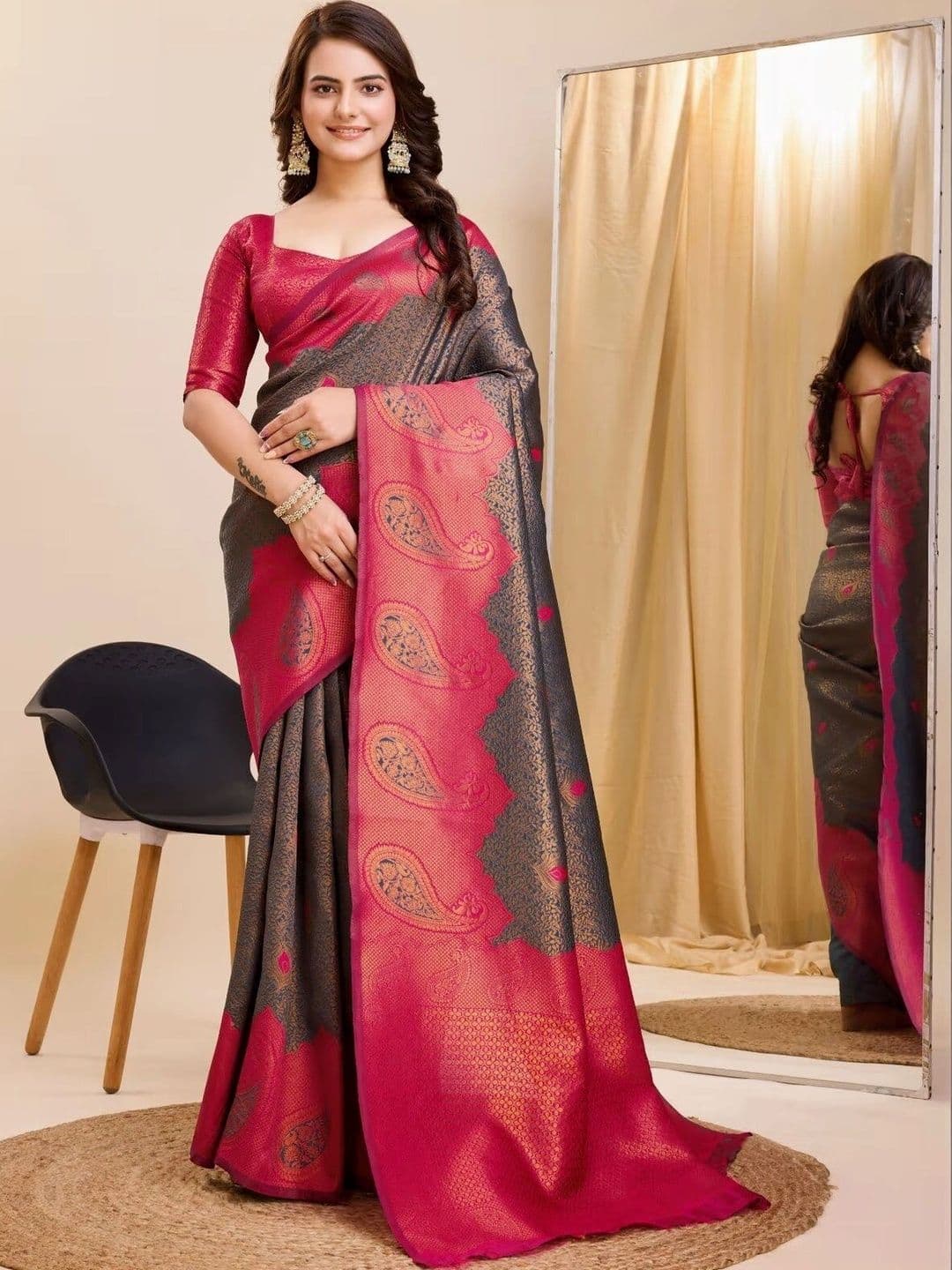 VS MALL Women Ethnic Motifs Printed Zari Banarasi Saree - view 1