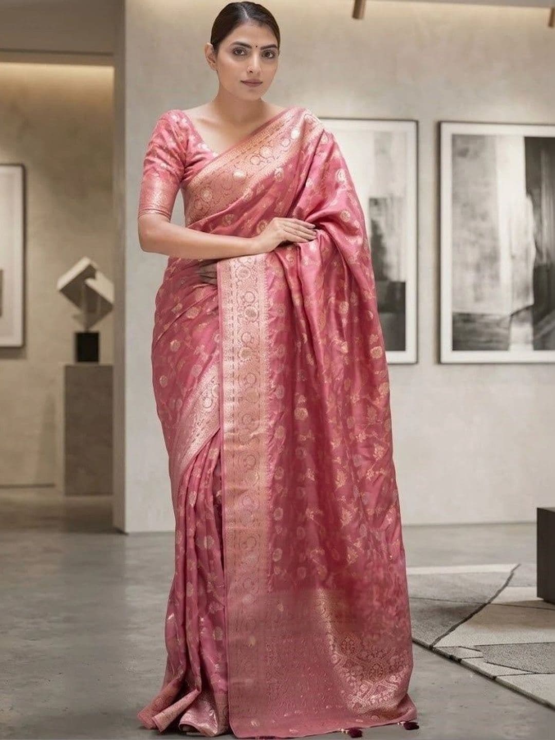 7Eleven Fashion Woven Design Zari Art Silk Banarasi Saree - view 1