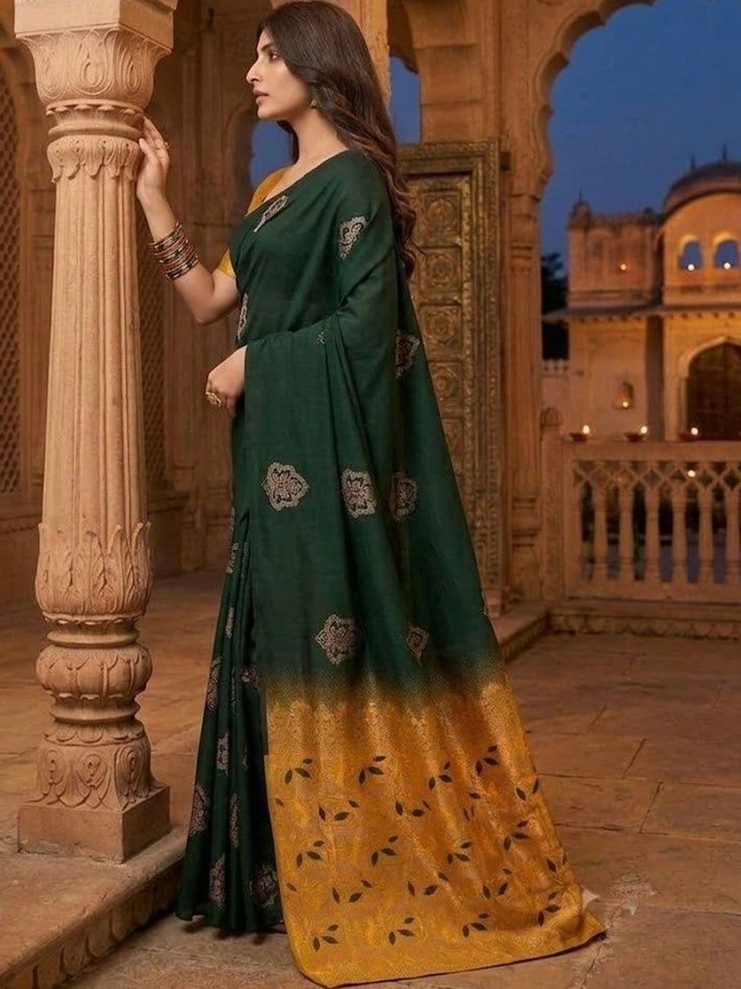 clotheva Woven Design Zari Art Silk Banarasi Saree thumbnail 2