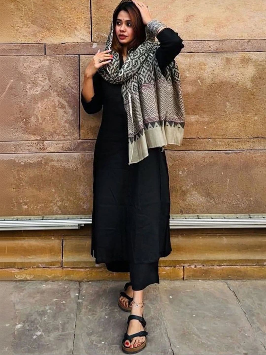 Panzora Women Ethnic Motifs Regular Kurta with Palazzos & With Dupatta thumbnail 2