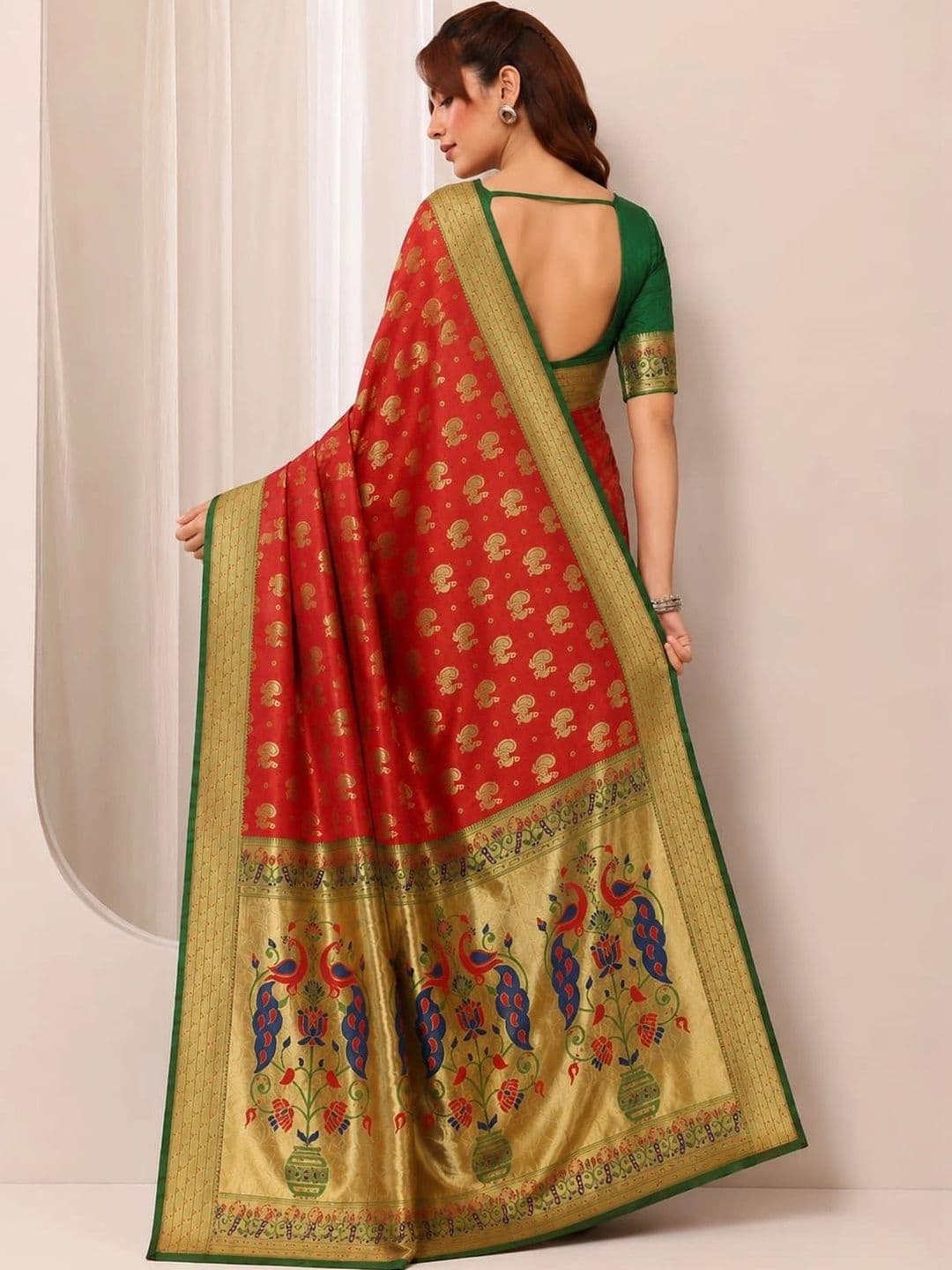 Veera Collection Woven Design Zari Art Silk Designer Banarasi Saree thumbnail 2
