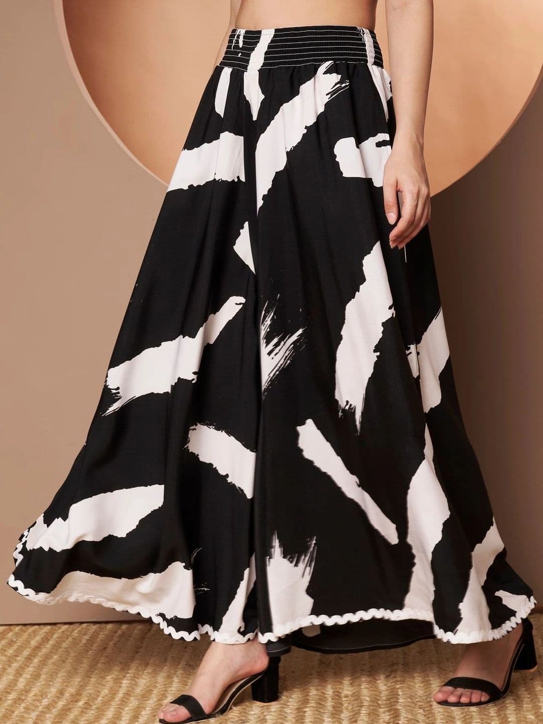 CORSICA Women Printed Palazzos thumbnail 3
