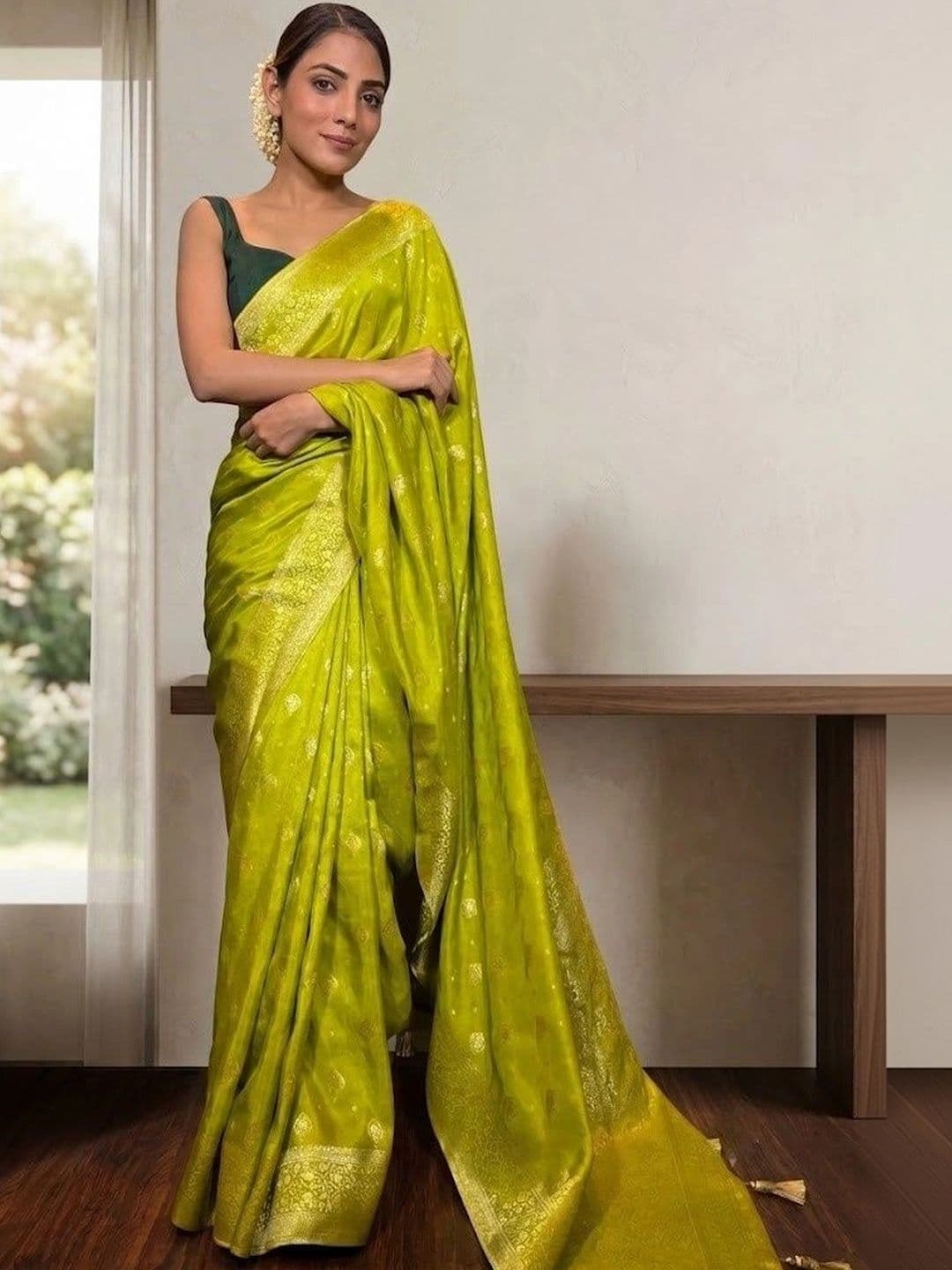Bhagirath Fashion Woven Design Zari Art Silk Banarasi Saree - view 1