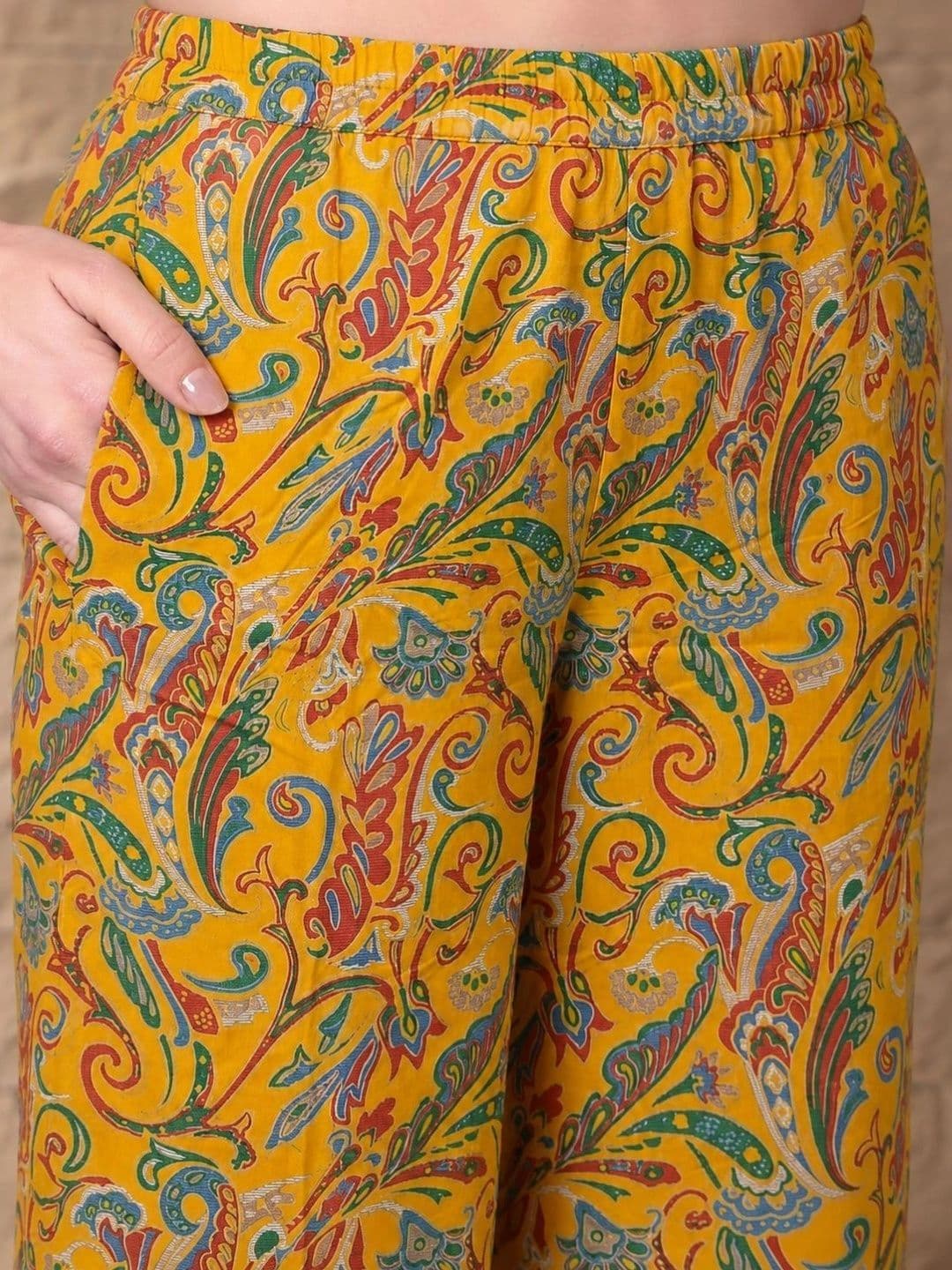 AMOUS Women Paisley Printed Empire Kurta with Palazzos thumbnail 2