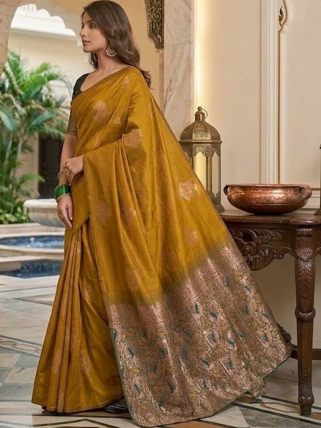 FASHIONIZO Woven Design Zari Art Silk Banarasi Saree thumbnail 2