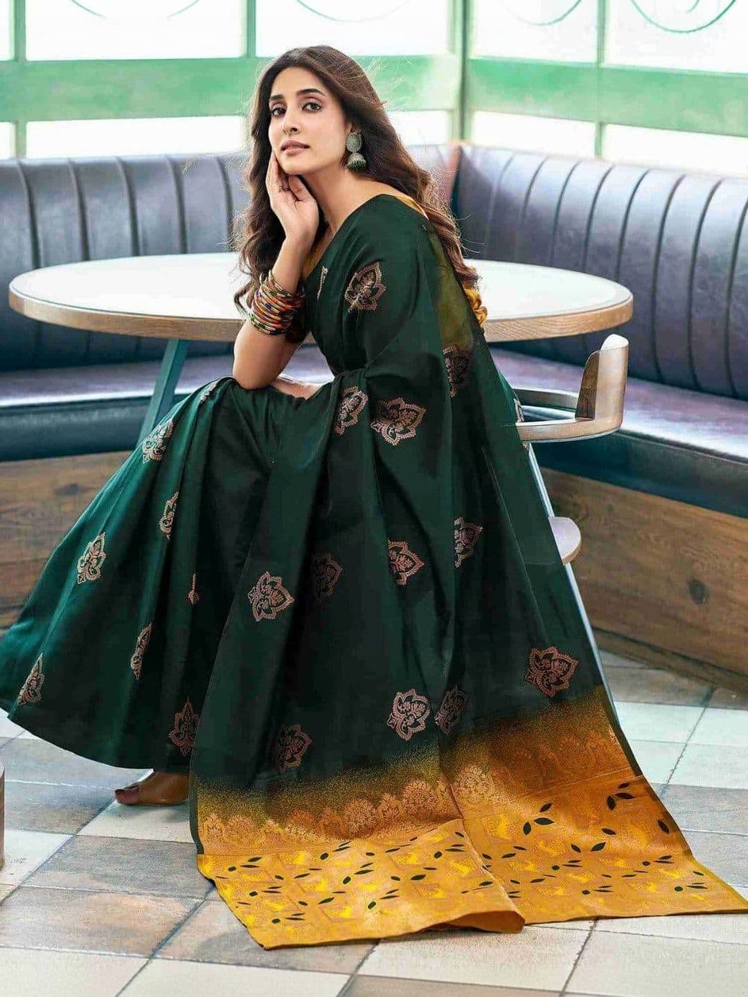 THE AQUARIUS Woven Design Zari Art Silk Banarasi Saree thumbnail 4