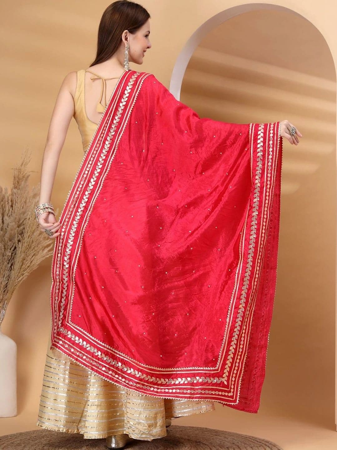KALINI Dupatta with Gotta Patti thumbnail 3