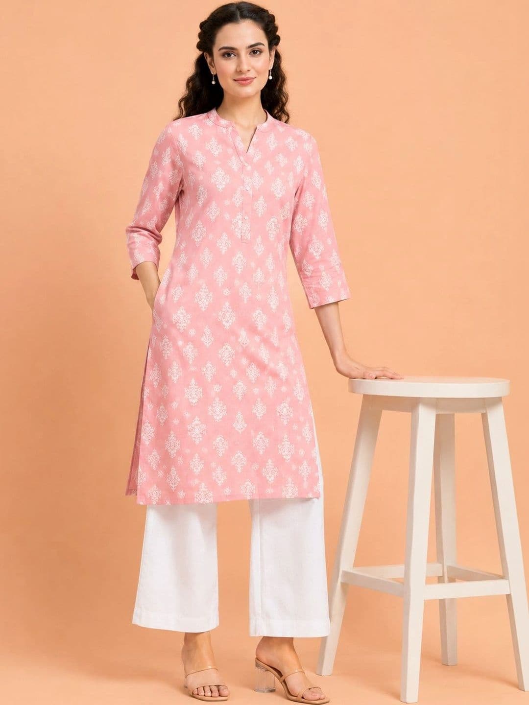 Sand Dunes Women Ethnic Motifs Printed Kurta - view 1