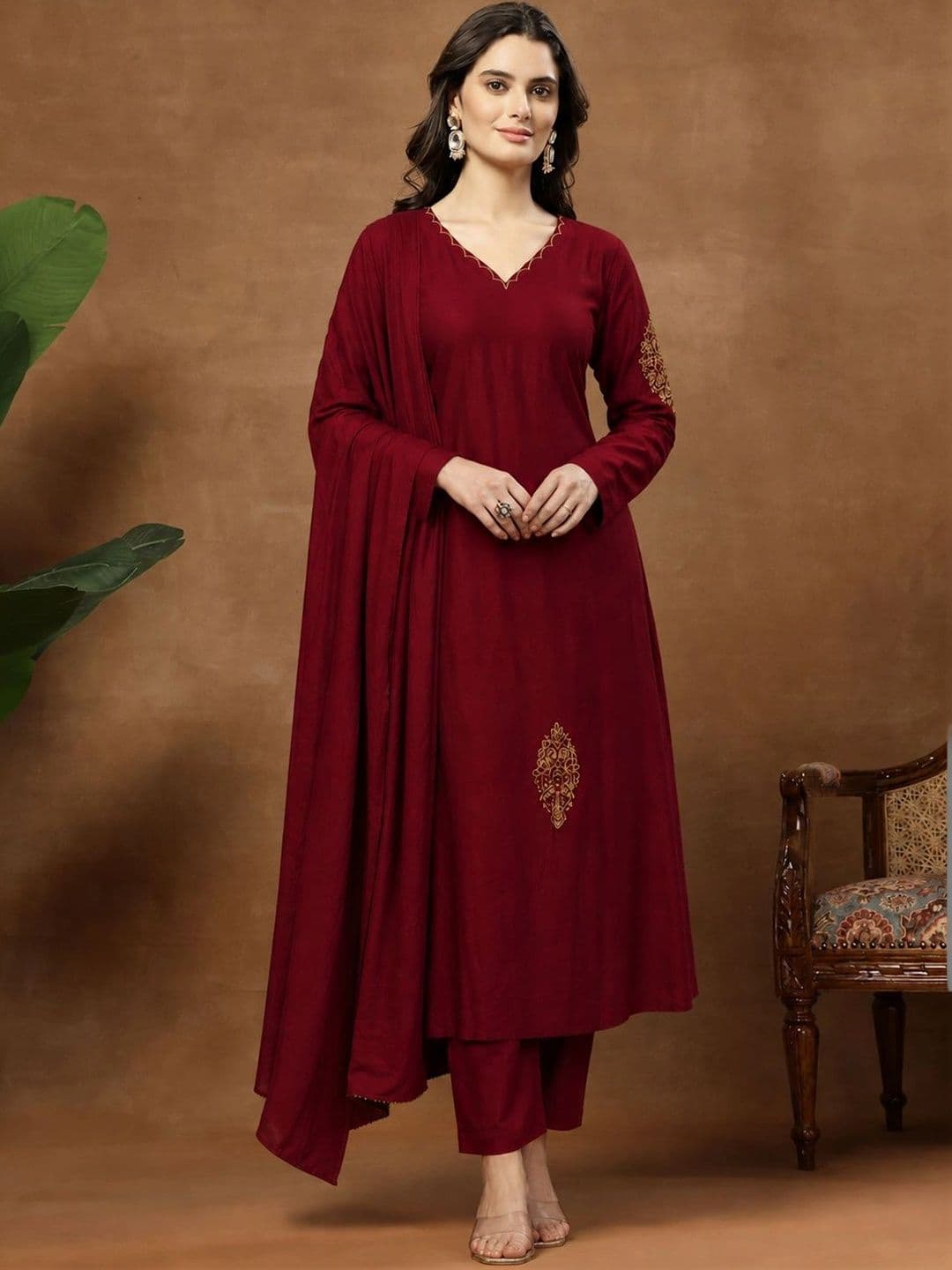 Sangria Women Ethnic Motifs Embroidered Thread Work Kurta with Trousers & With Dupatta thumbnail 5