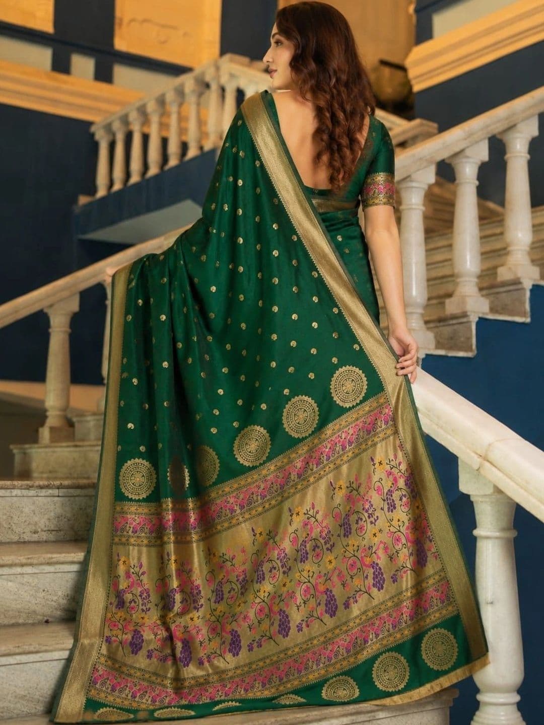vastranagari Woven Design Zari Art Silk Designer Banarasi Saree thumbnail 2
