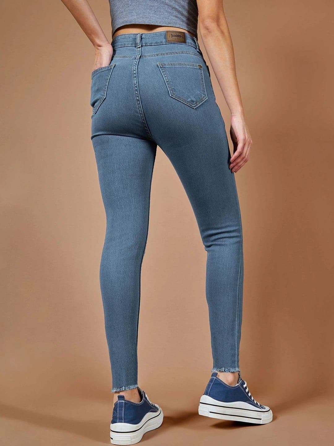 Roadster Women Skinny Fit High-Rise Cuffed Hem Stretchable Jeans thumbnail 5
