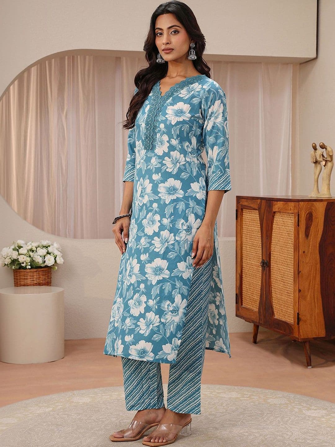 Gerua By Libas Libas Blue Floral Printed Straight Suit Set thumbnail 5