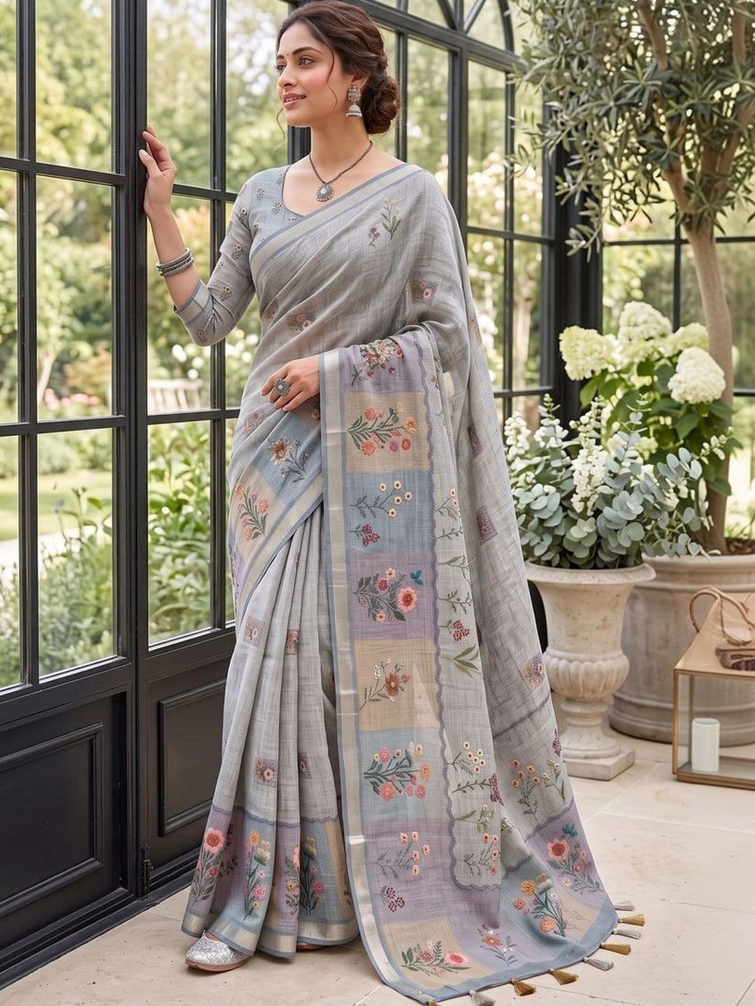 OLIVE SAGE Floral Linen Blend Tussar Saree thumbnail 2