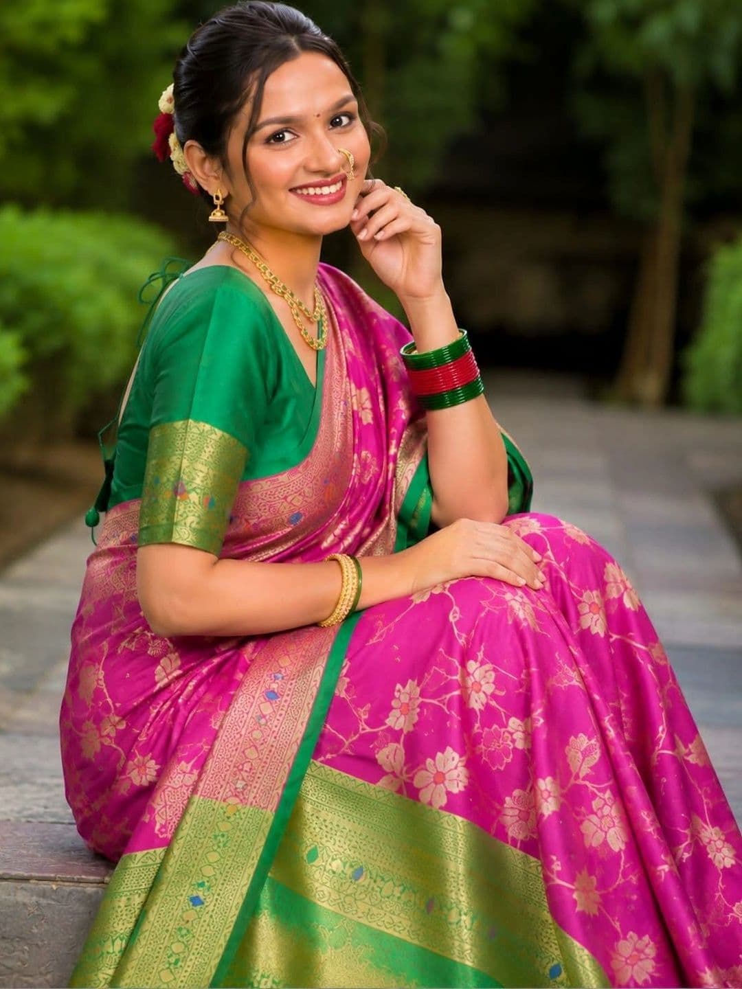 Veera Collection Woven Design Zari Art Silk Designer Banarasi Saree thumbnail 4