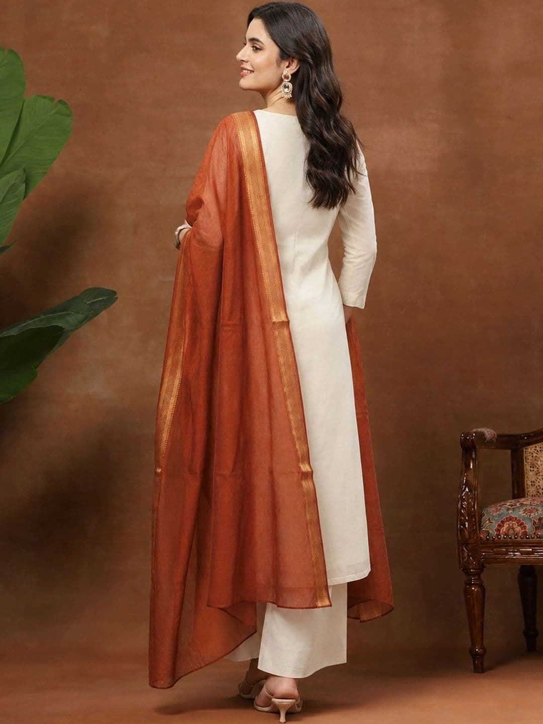 Sangria Women Regular Kurta with Palazzos & With Dupatta thumbnail 3