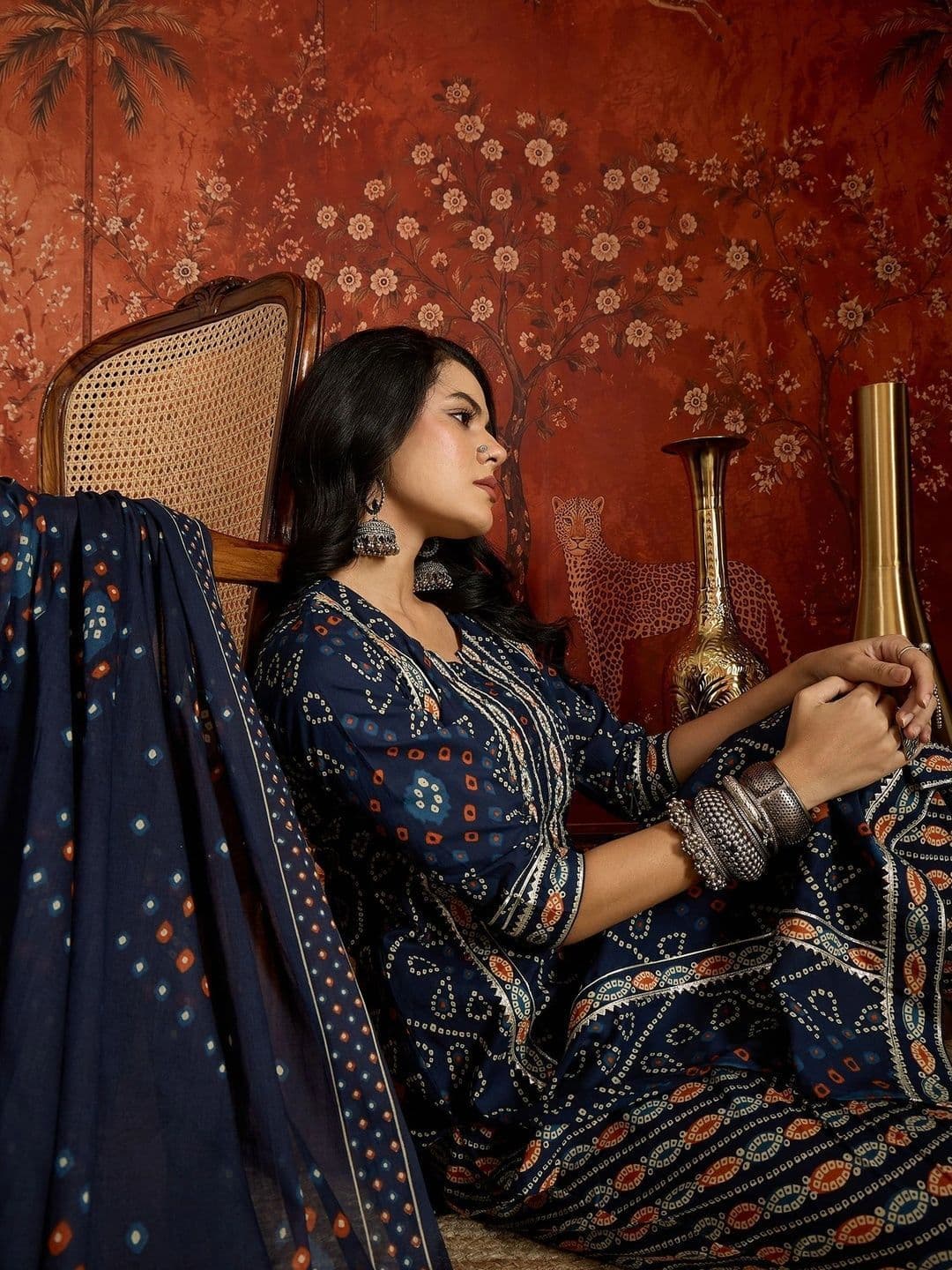 Sangria Women Ethnic Motifs Printed Regular Pure Cotton Kurta with Trousers & With Dupatta thumbnail 6
