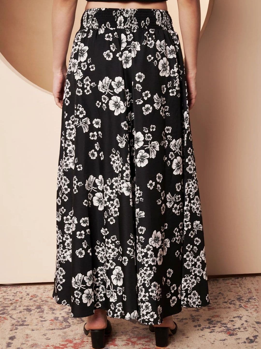 CORSICA Women Floral Printed Palazzos thumbnail 2