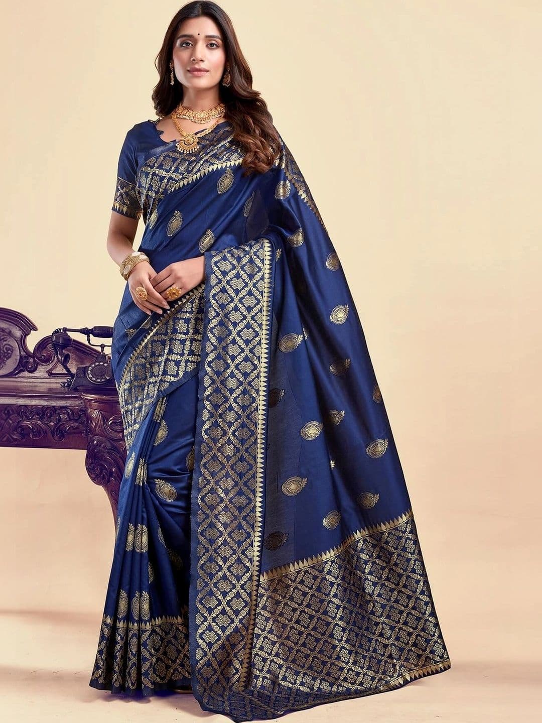 VS MALL Woven Design Zari Banarasi Saree - view 1