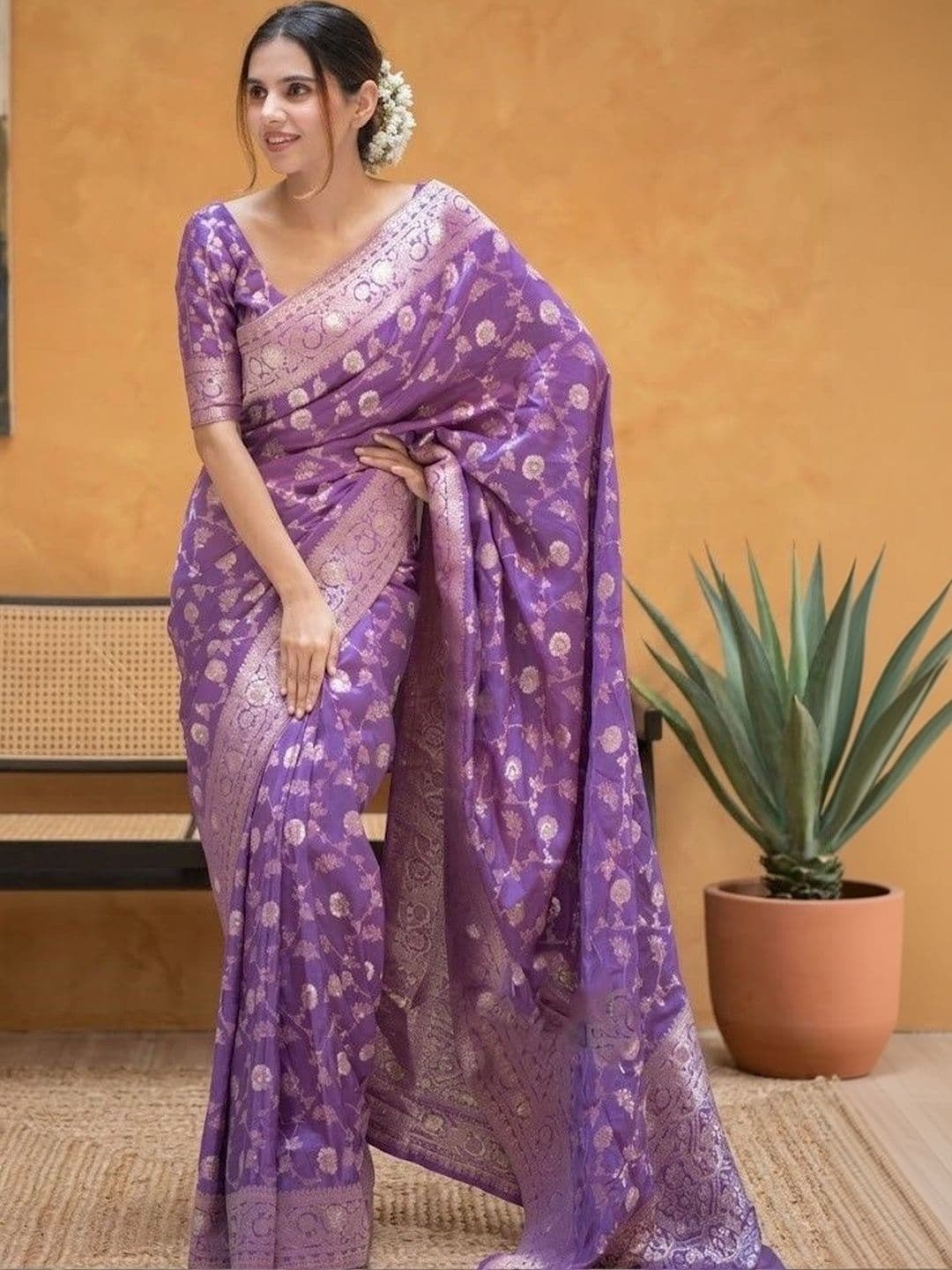 RAJMUDRAFASHION Woven Design Zari Art Silk Banarasi Saree - view 1
