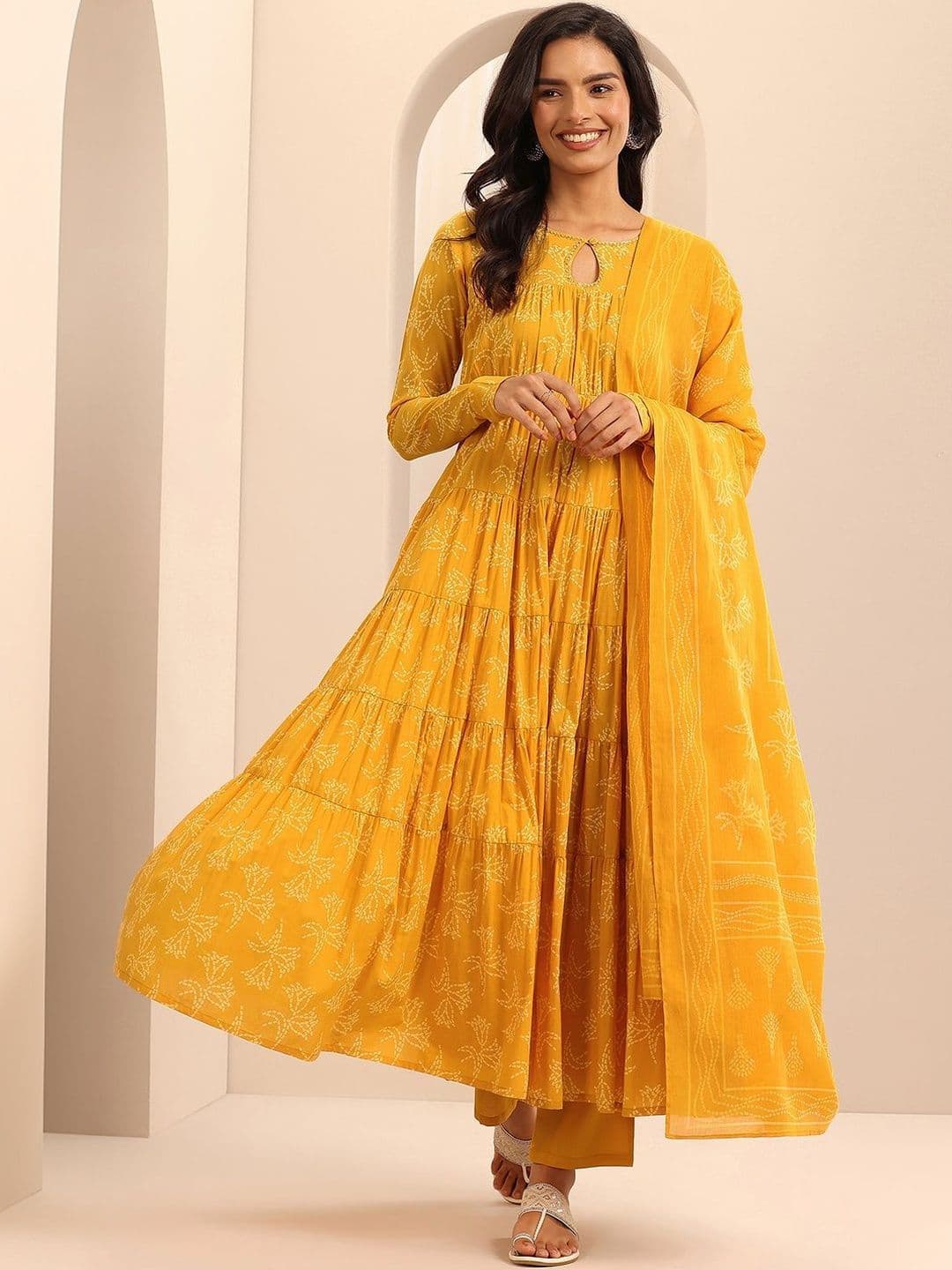 Libas Women Ethnic Motifs Printed Tiered Kurta with Trousers & With Dupatta thumbnail 5