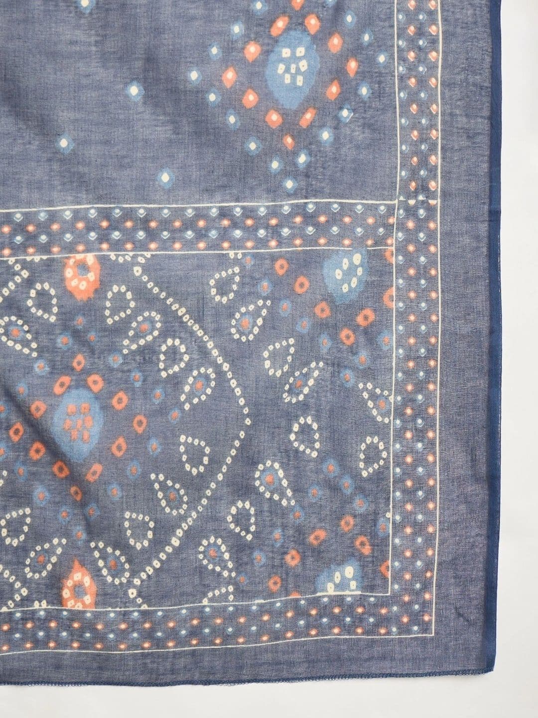 Sangria Women Ethnic Motifs Printed Regular Pure Cotton Kurta with Trousers & With Dupatta thumbnail 3