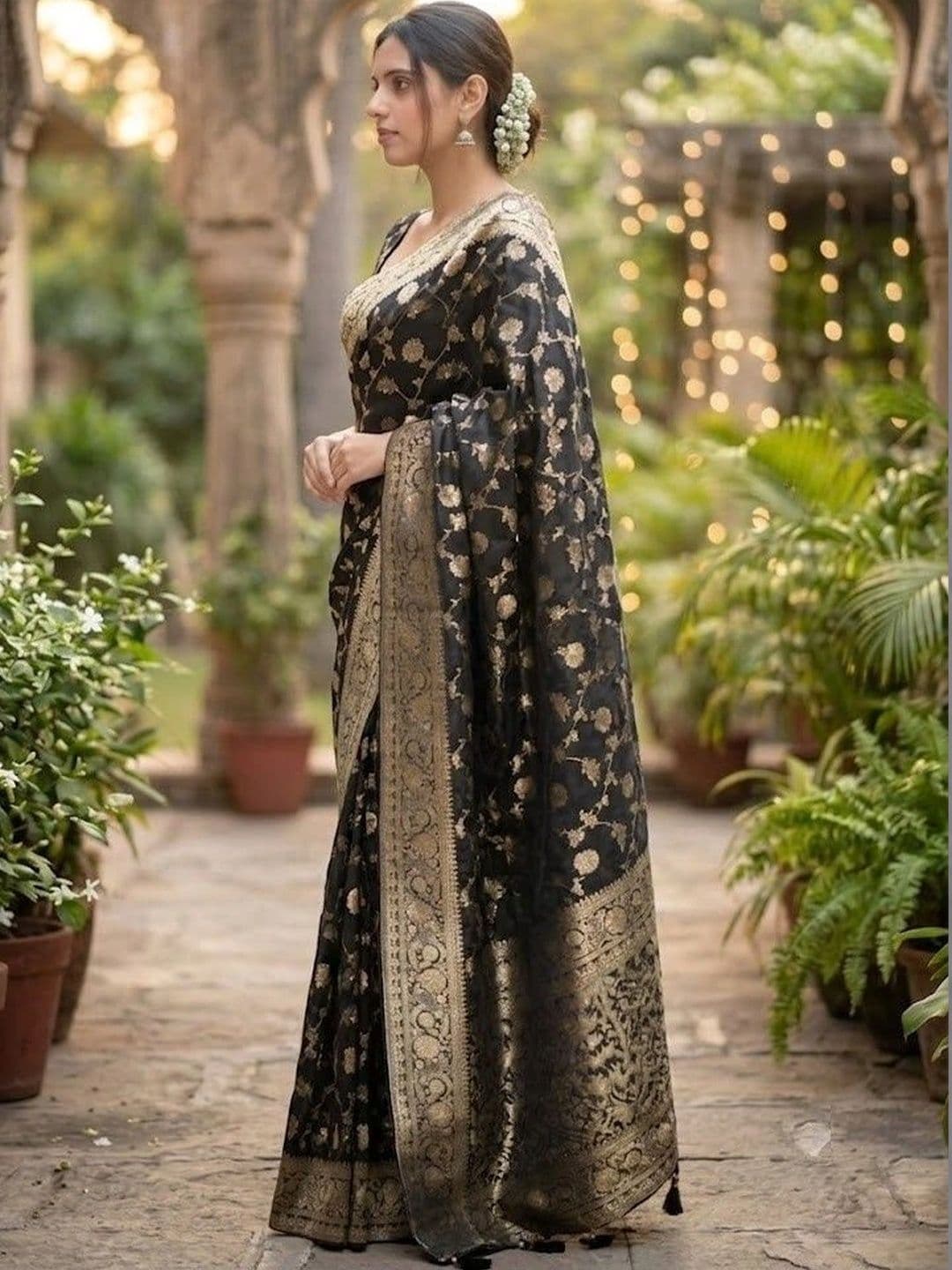 SHRIADINATH Woven Design Zari Art Silk Banarasi Saree thumbnail 5