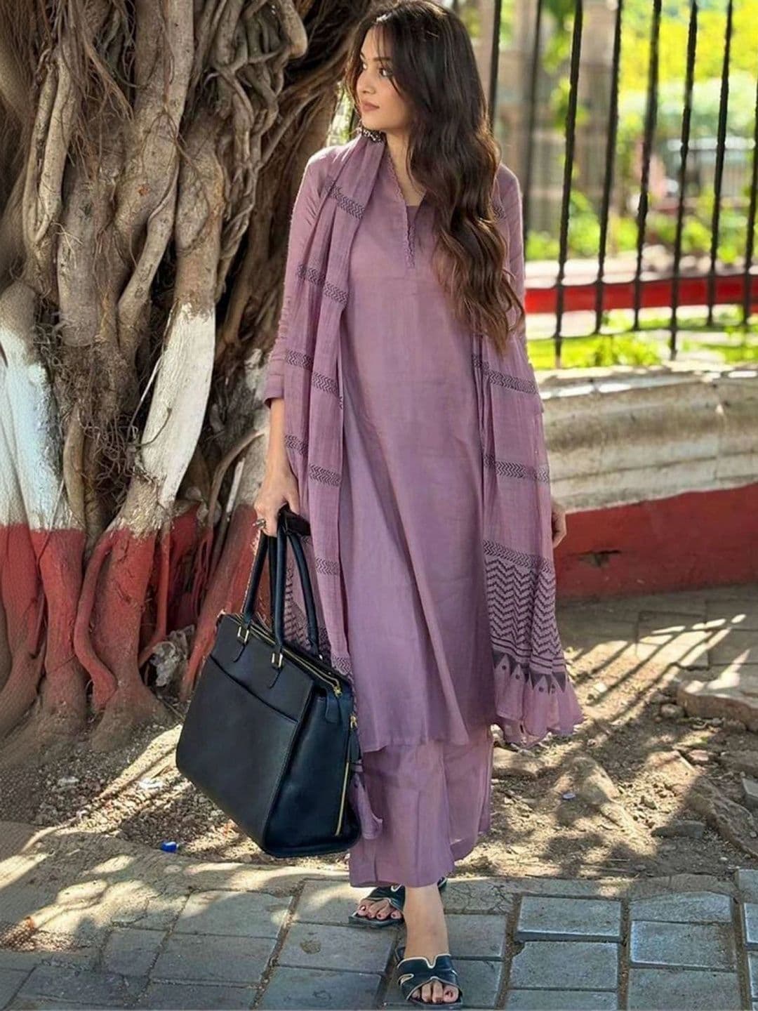 Panzora Women Ethnic Motifs Regular Kurta with Trousers & With Dupatta thumbnail 4