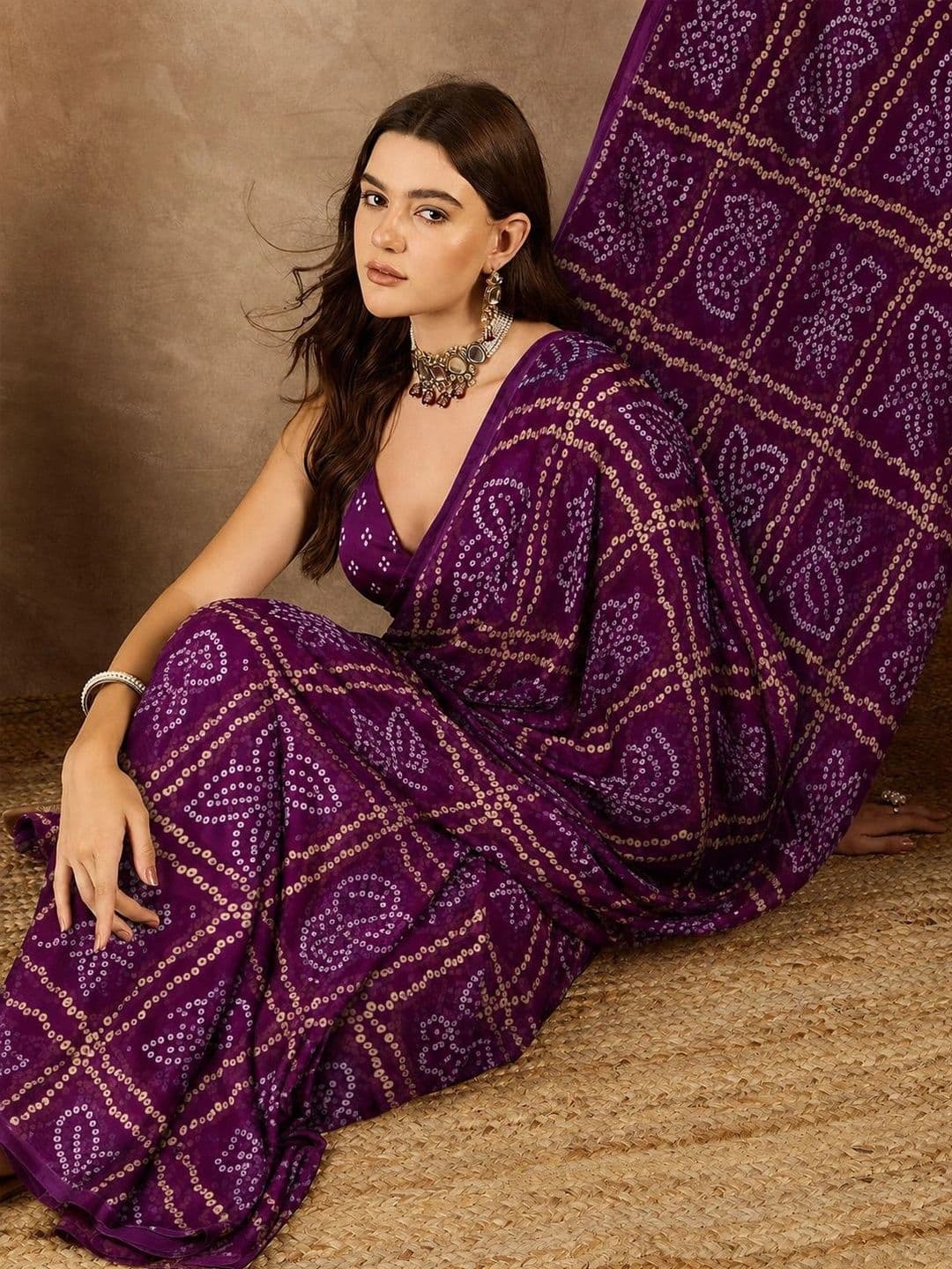 Sanwariya Silk Bandhani Pure Georgette Saree thumbnail 5