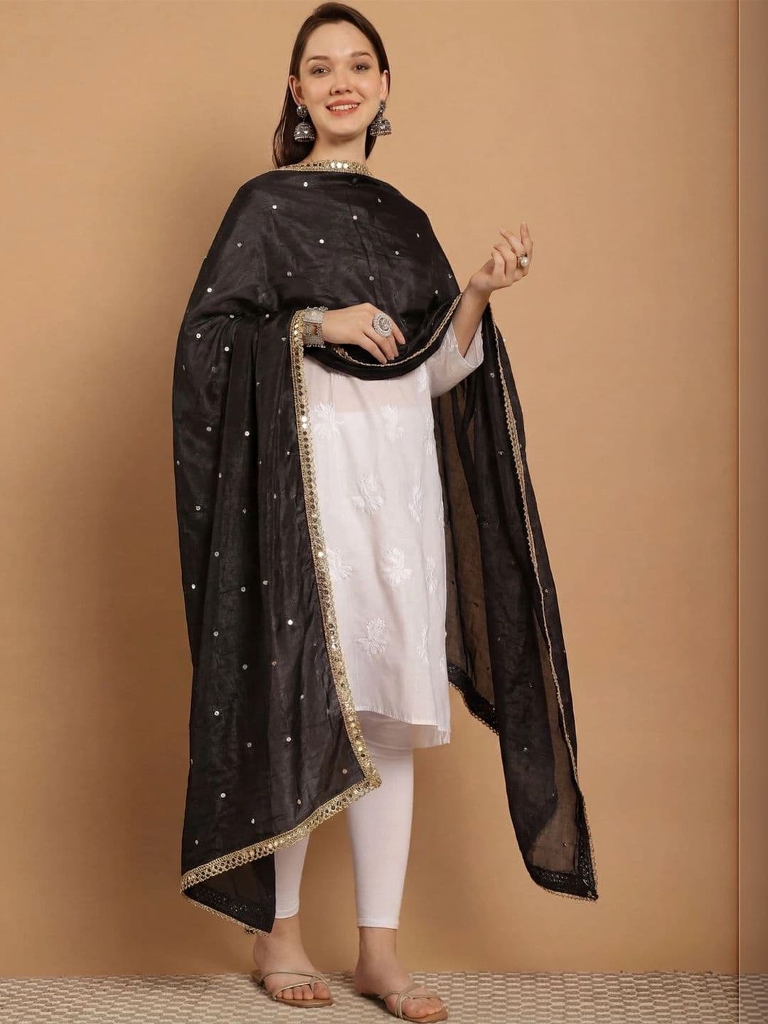 KALINI Dupatta with Mirror Work thumbnail 3